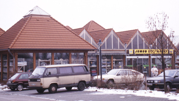 Fast 20 Jahre lang existierte der Jumbo-Zoo-Markt in Düsseldorf-Unterrath. Das Bild stammt vom Eröffnungsjahr.