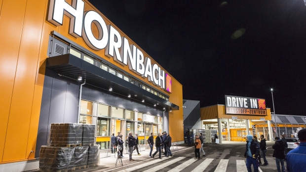 Rückgang des Gewinns, jedoch konstante Umsatzprognose: Das dritte Quartal hat Hornbach das Geschäft verhagelt.