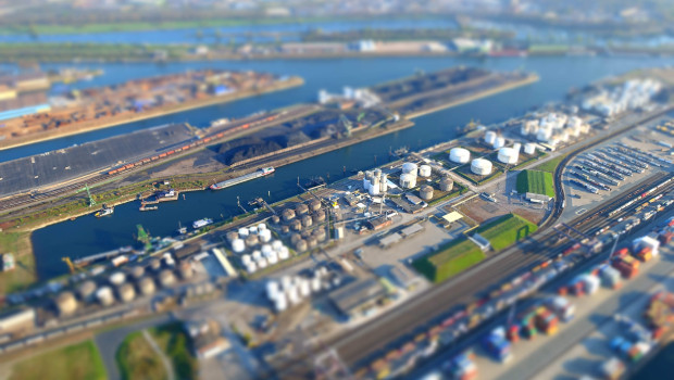 Am Duisburger Hafen soll das Fressnapf-Logisikzentrum entstehen. Am Duisburger Hafen soll das Fressnapf-Logisikzentrum entstehen.