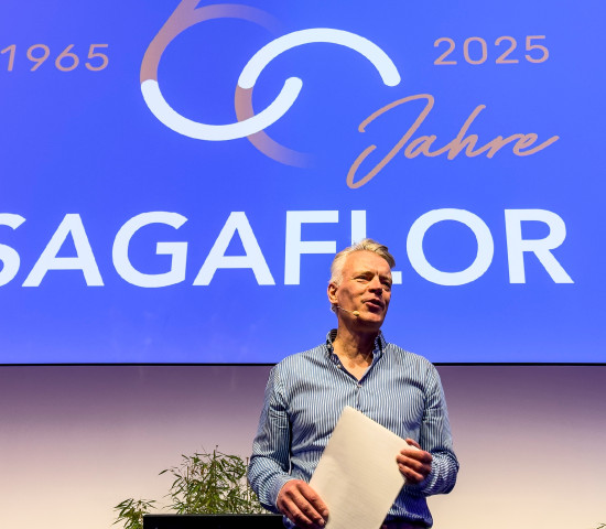 Vorstand Peter Pohl begrüßte die Partner und Gäste zur Jubiläumsfeier 60 Jahre Sagaflor. Vorstand Peter Pohl begrüßte die Partner und Gäste zur Jubiläumsfeier 60 Jahre Sagaflor.