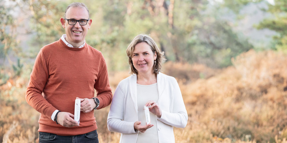 CEO Dr. Beatrix Förster, im Bild mit CCO Roel Boersma, sieht ­großes Wachstumspotenzial für die Produkte von Doderm.