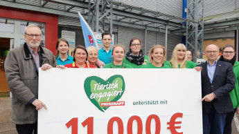 Fressnapf spendet für den Krefelder Zoo