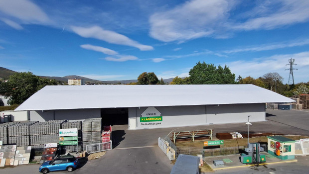 Die neue Lagerhalle in Kottingbrunn sorgt für höhere Lagerbestände am Standort und verbessert die Verfügbarkeit von Produkten.