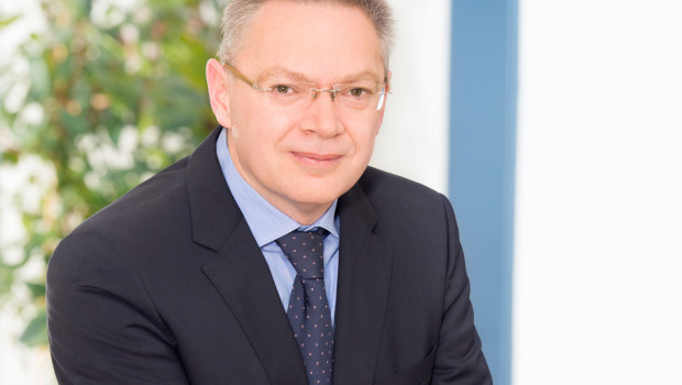 Bernd Weisser begründet die Schließung des Logistikzentrums in Melle mit den Erfordernissen des Marktes und dem stark gewachsenen Geschäftsvolumen.
