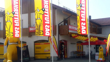 Zwei neue Futterhäuser