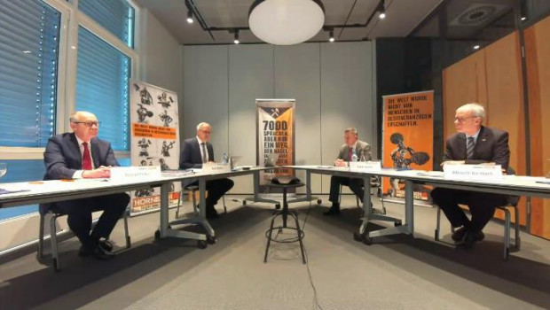 Die  Jahresbilanzpressekonferenz von Hornbach fand zum ersten Mal virtuell statt.