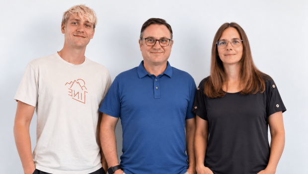 Gründerfamilie Waser mit Daniel Waser (Mitte) als Geschäftsführer. Gründerfamilie Waser mit Daniel Waser (Mitte) als Geschäftsführer.