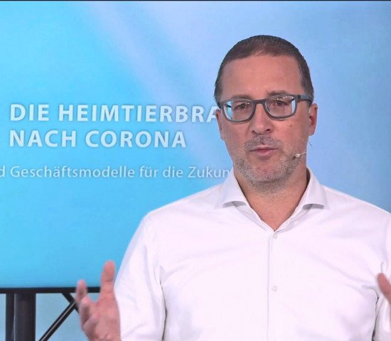 Hubert Wieser (Nestlé Purina) sprach in seiner Keynote über die Zukunft der Heimtierbranche