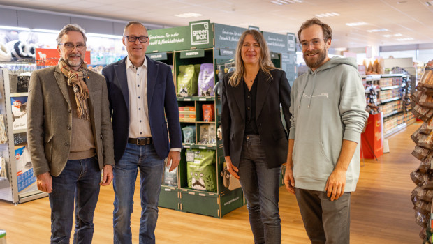 Die Friends of Nature wollen, dass die Heimtierbranche grüner wird, im Bild (von links) Henning Klukkert (Defu), Torsten Büchter (Hunter), Véronique Glorieux (Eat Small) und Andreas Müller (Interquell).