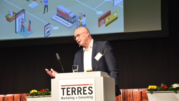 Thomas Wiesner, Leiter des Bereichs Märkte der Agravis Raiffeisen AG, wies in Willingen Zukunftsperspektiven für die Raiffeisen-Märkte auf.