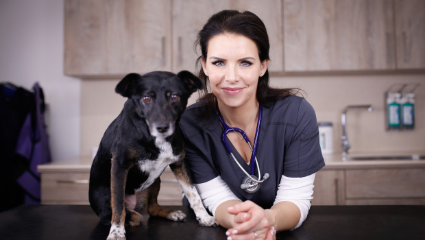 Elisabeth Baszler will angehenden Veterinären unter die Arme greifen.